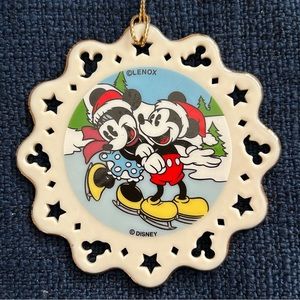 Lenox Mickey Mouse 2005 Christmas Ornament.Approx 3"x3".